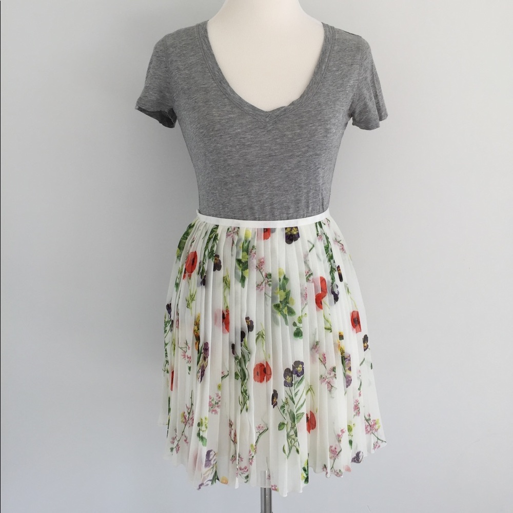 BB Dakota Pleated Floral Print Skirt